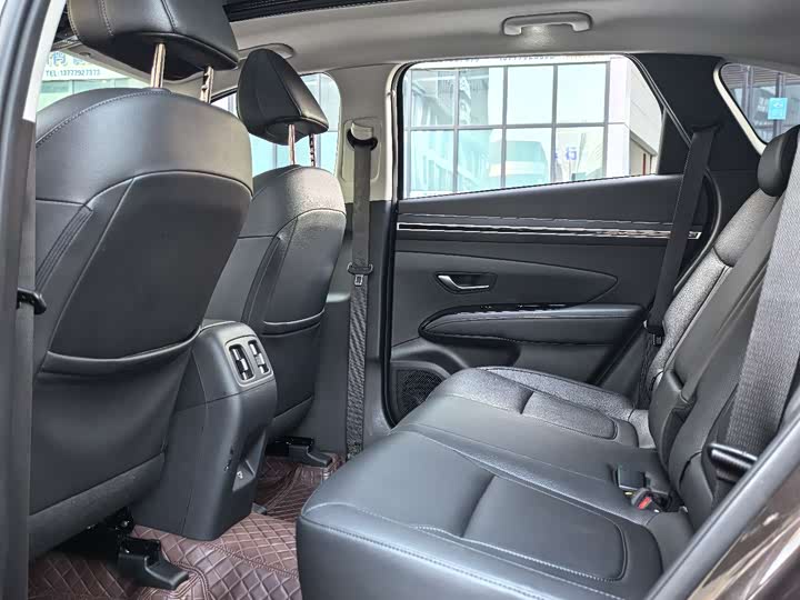 Фото 5 - Hyundai Tucson L