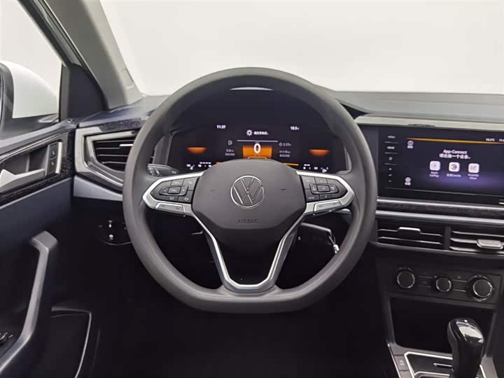 Фото 11 - Volkswagen Lavida