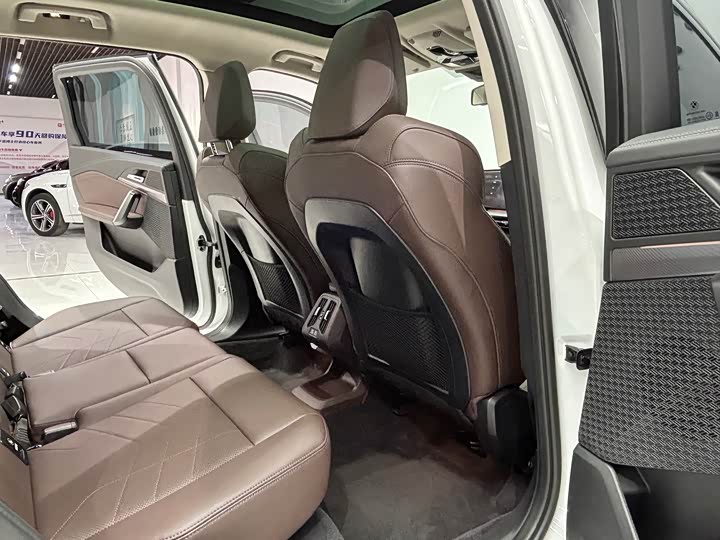 Фото 15 - BMW X1