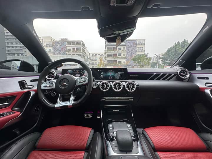 Фото 8 - Mercedes-Benz CLA-Class AMG