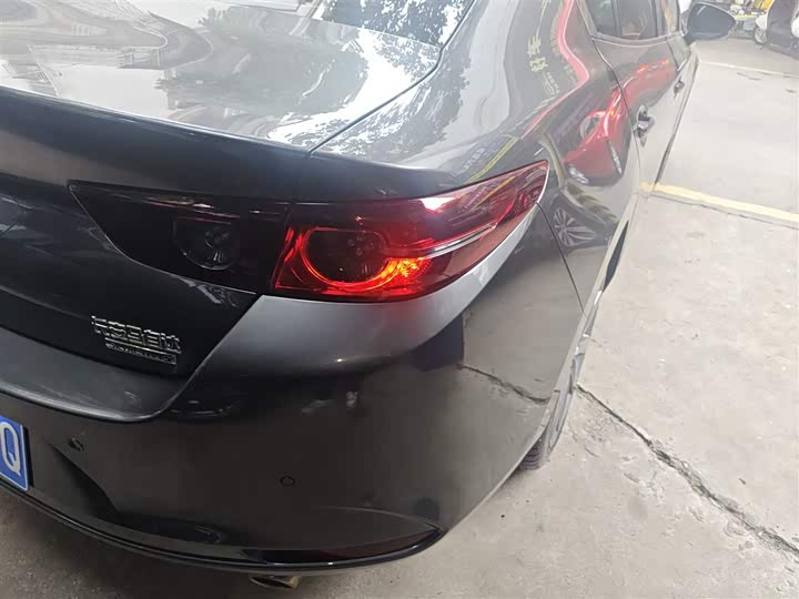 Фото 24 - Mazda 3 (Axela)