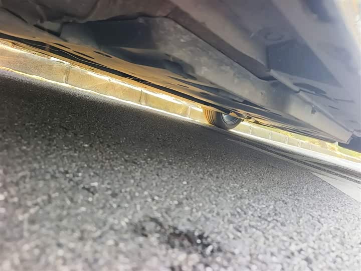 Фото 19 - Toyota Camry