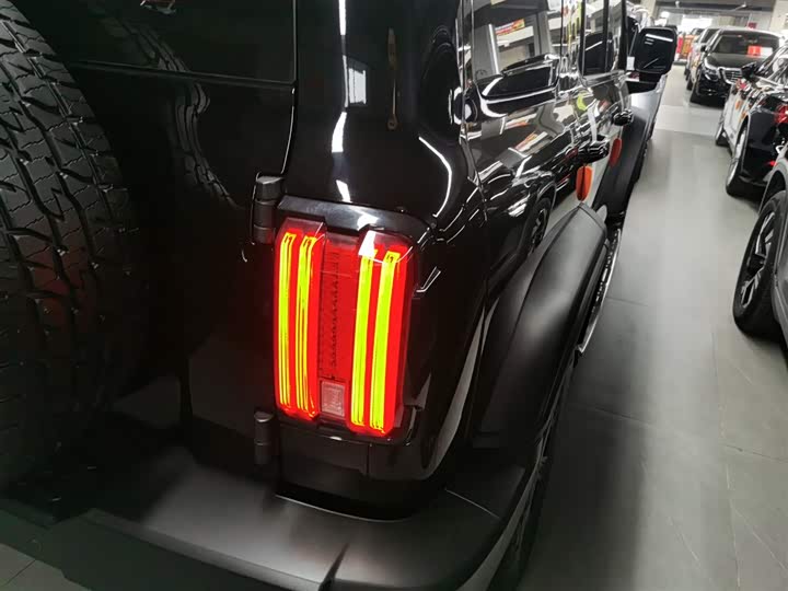 Фото 8 - Tank 300