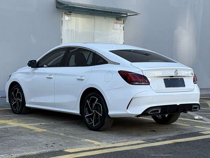 Фото 7 - MG Motor 5