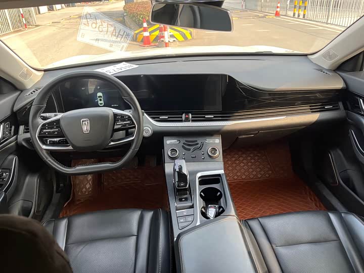 Фото 4 - Bestune B70