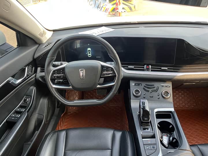 Фото 6 - Bestune B70