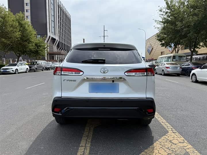 Фото 12 - Toyota Frontlander