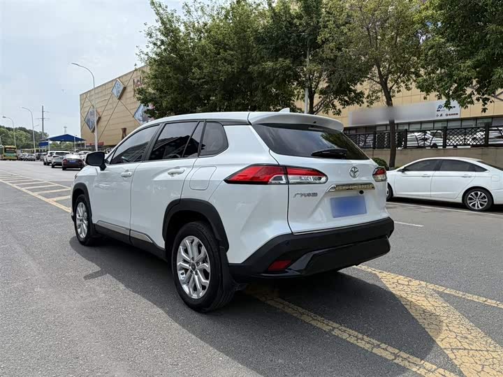 Фото 13 - Toyota Frontlander