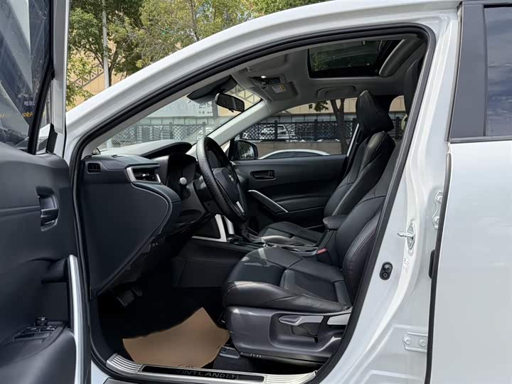 Фото 16 - Toyota Frontlander