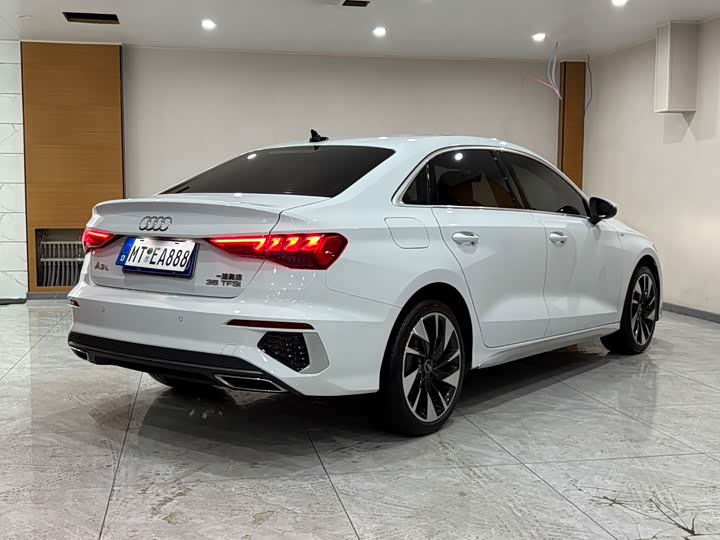 Фото 6 - Audi A3