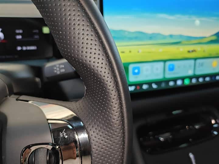 Фото 11 - GAC Aion RT