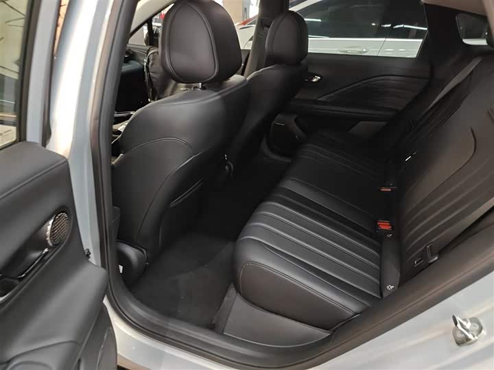 Фото 14 - GAC Aion RT