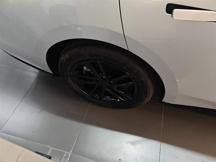 Фото 26 - GAC Aion RT