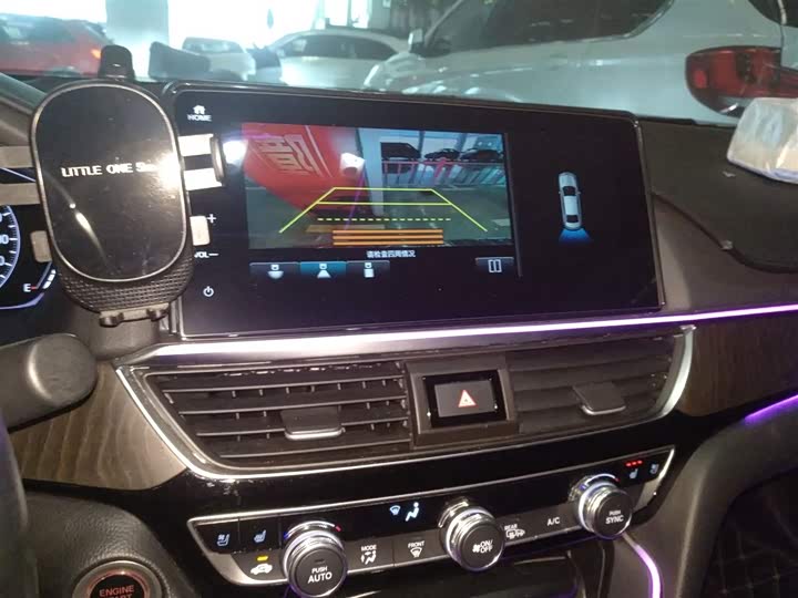 Фото 13 - Honda Inspire