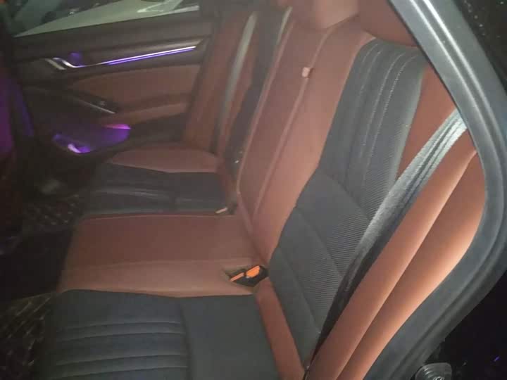 Фото 17 - Honda Inspire