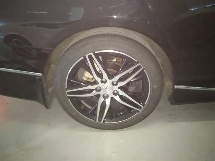 Фото 26 - Honda Inspire