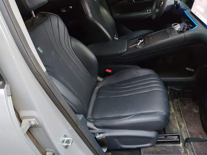 Фото 25 - Geely Galaxy E5