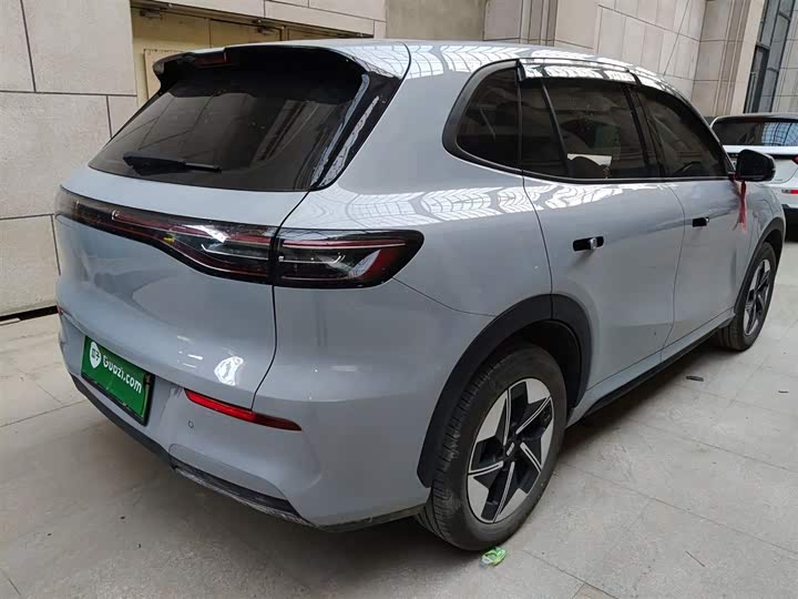 Фото 7 - Geely Galaxy E5