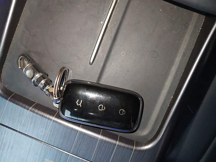 Фото 9 - Geely Galaxy E5