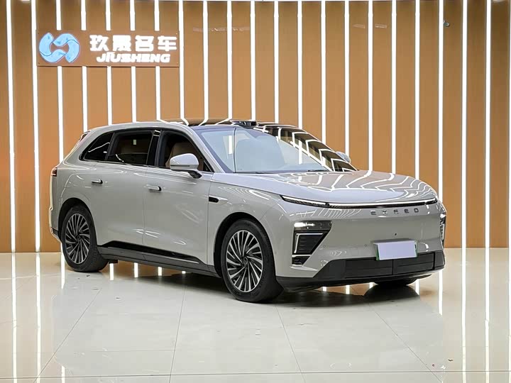 Фото 3 - Exeed Sterra ET