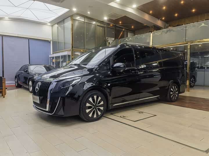 Фото 1 - Mercedes-Benz Vito