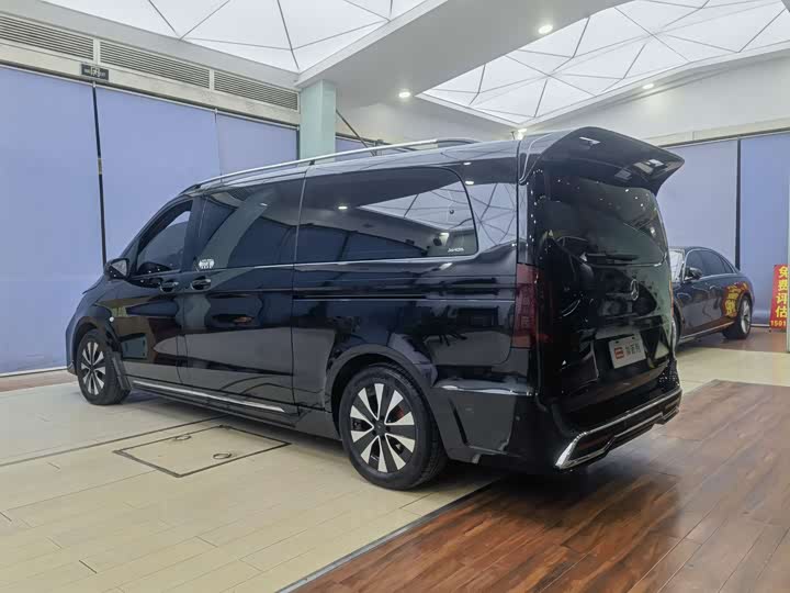 Фото 23 - Mercedes-Benz Vito