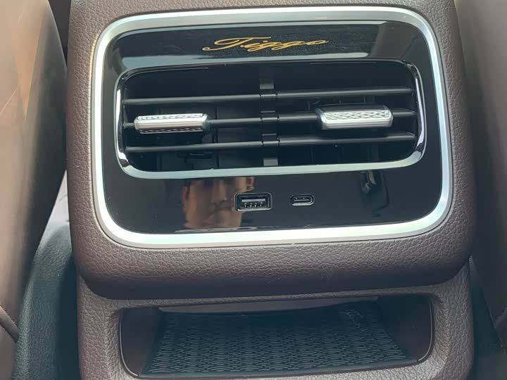 Фото 17 - Chery Tiggo 8 Pro