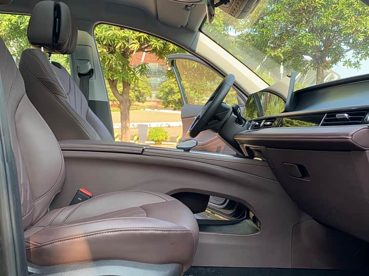 Фото 9 - Chery Tiggo 8 Pro