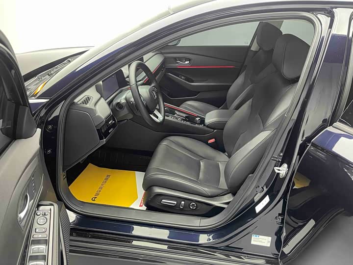 Фото 18 - Honda Accord Hybrid