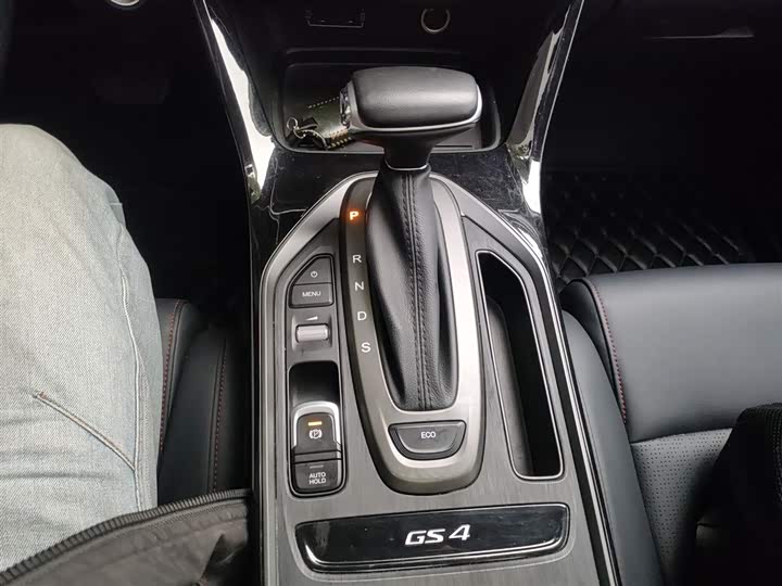 Фото 14 - GAC Trumpchi GS4