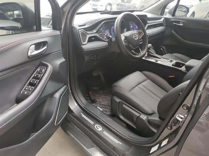 Фото 16 - GAC Trumpchi GS4