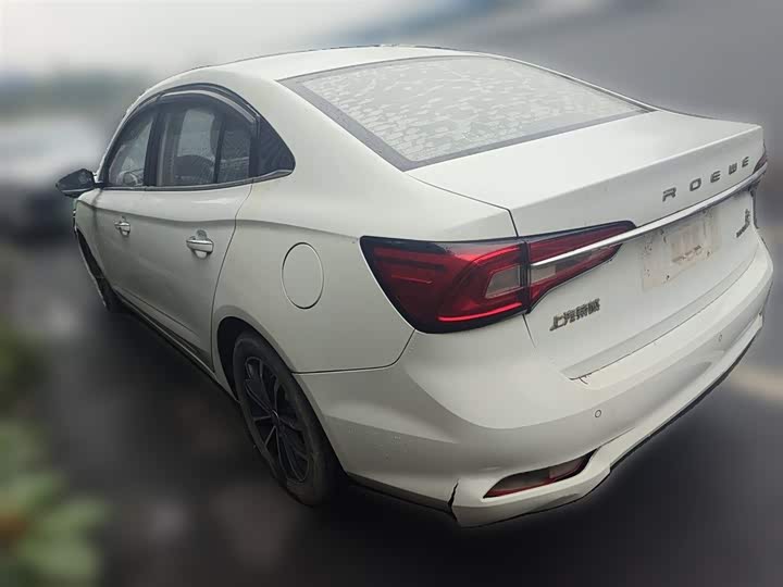 Фото 10 - Roewe i5