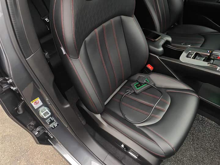 Фото 25 - GAC Trumpchi Empow R