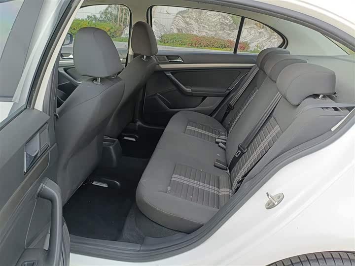 Фото 17 - Volkswagen Lavida