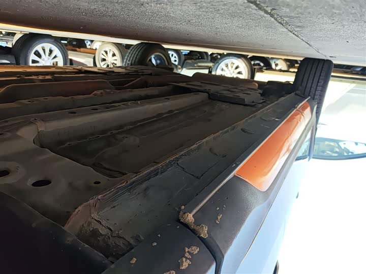 Фото 21 - Changan Oshan X5