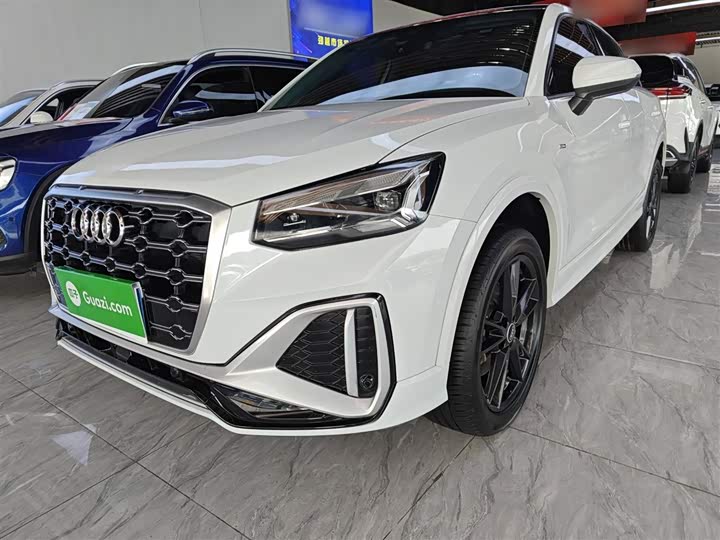 Фото 2 - Audi Q2L
