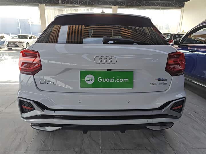 Фото 6 - Audi Q2L