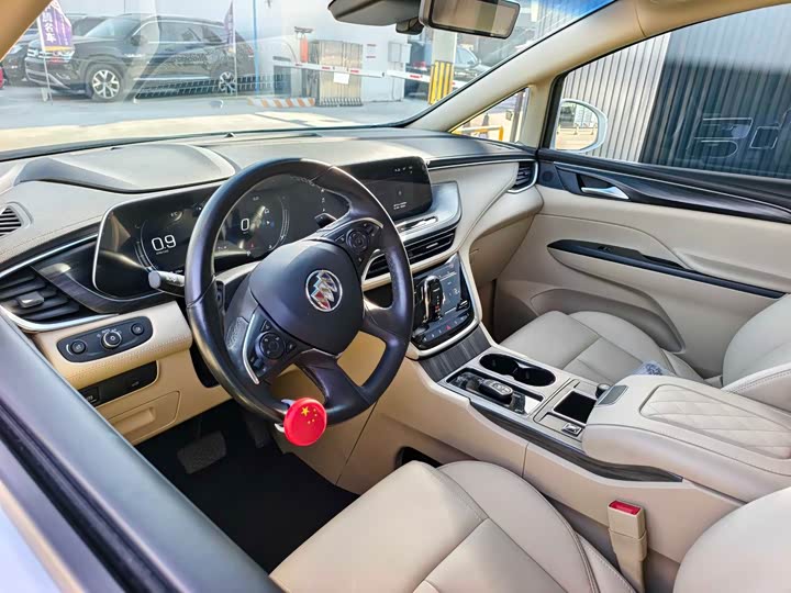 Фото 7 - Buick GL8 ES