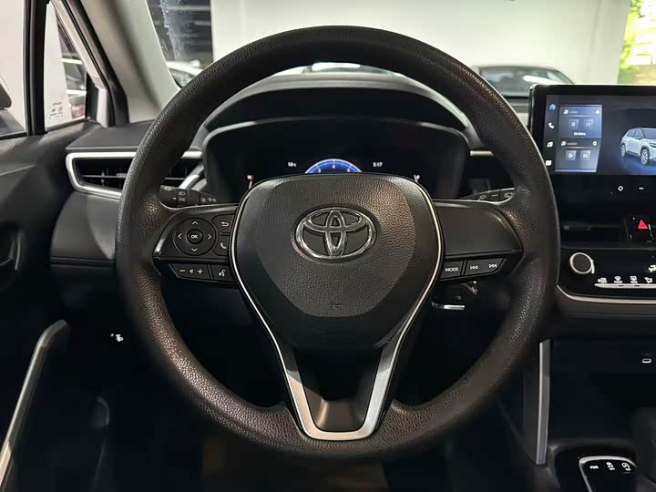 Фото 10 - Toyota Frontlander