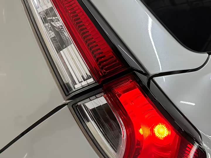 Фото 12 - Toyota Frontlander