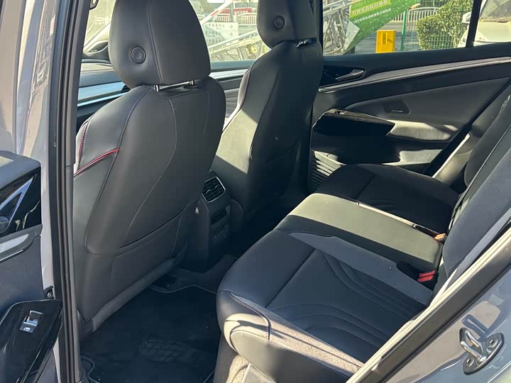 Фото 4 - Volkswagen ID.4 Crozz