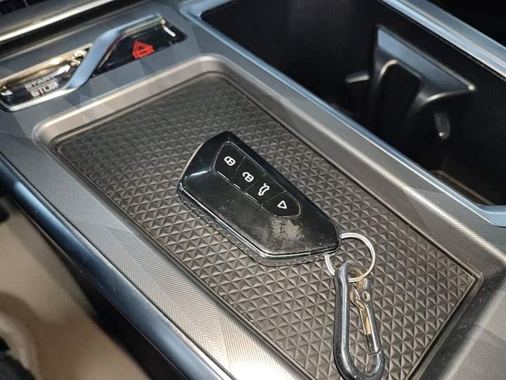 Фото 9 - Haval F7 (Monster)