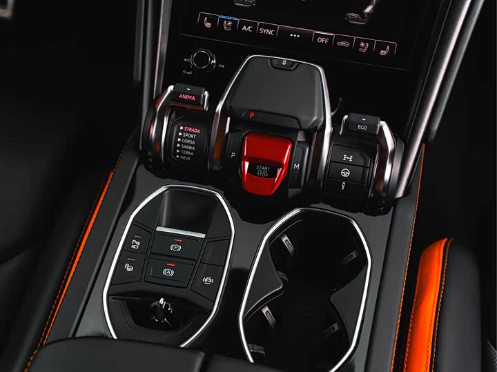 Фото 22 - Lamborghini Urus