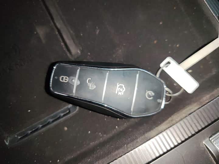 Фото 9 - BYD Song L DM-i Hybrid