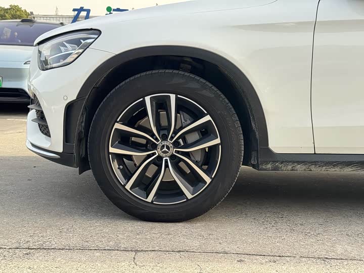 Фото 5 - Mercedes-Benz GLC-Class