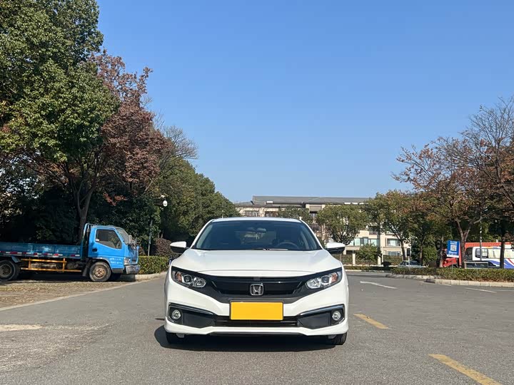 Фото 2 - Honda Civic