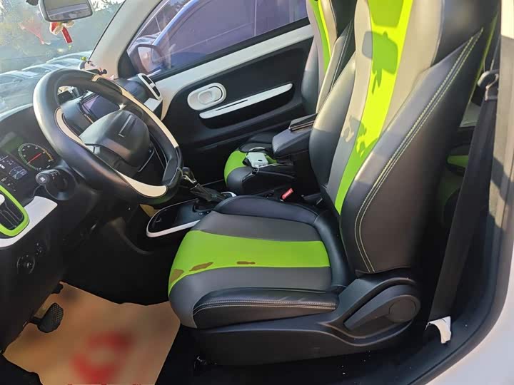 Фото 15 - Roewe Clever