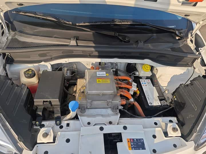 Фото 20 - Roewe Clever