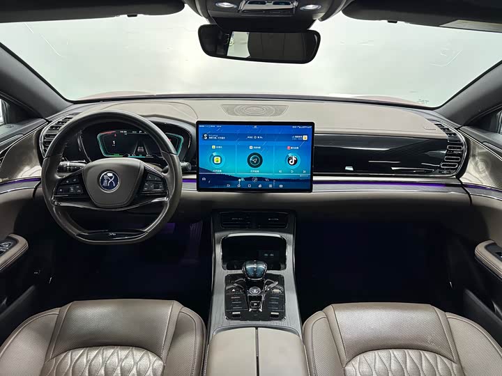 Фото 10 - BYD Han