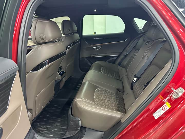 Фото 9 - BYD Han